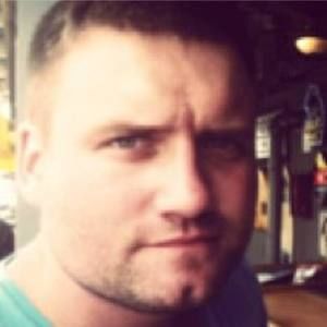 Meet your Posher, Dustin